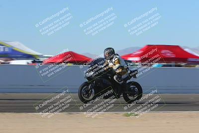 media/Nov-06-2023-Moto Forza (Mon) [[ce023d0744]]/4-Beginner Group/Session 4 (Finish Line Checker)/